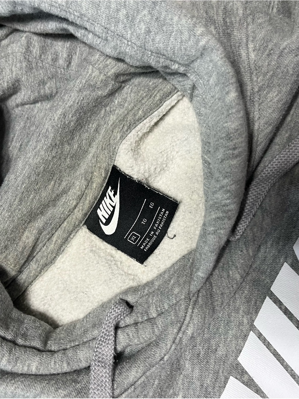 Nike Men's Grey Logo Hoodie XL - Picture 2 of 4